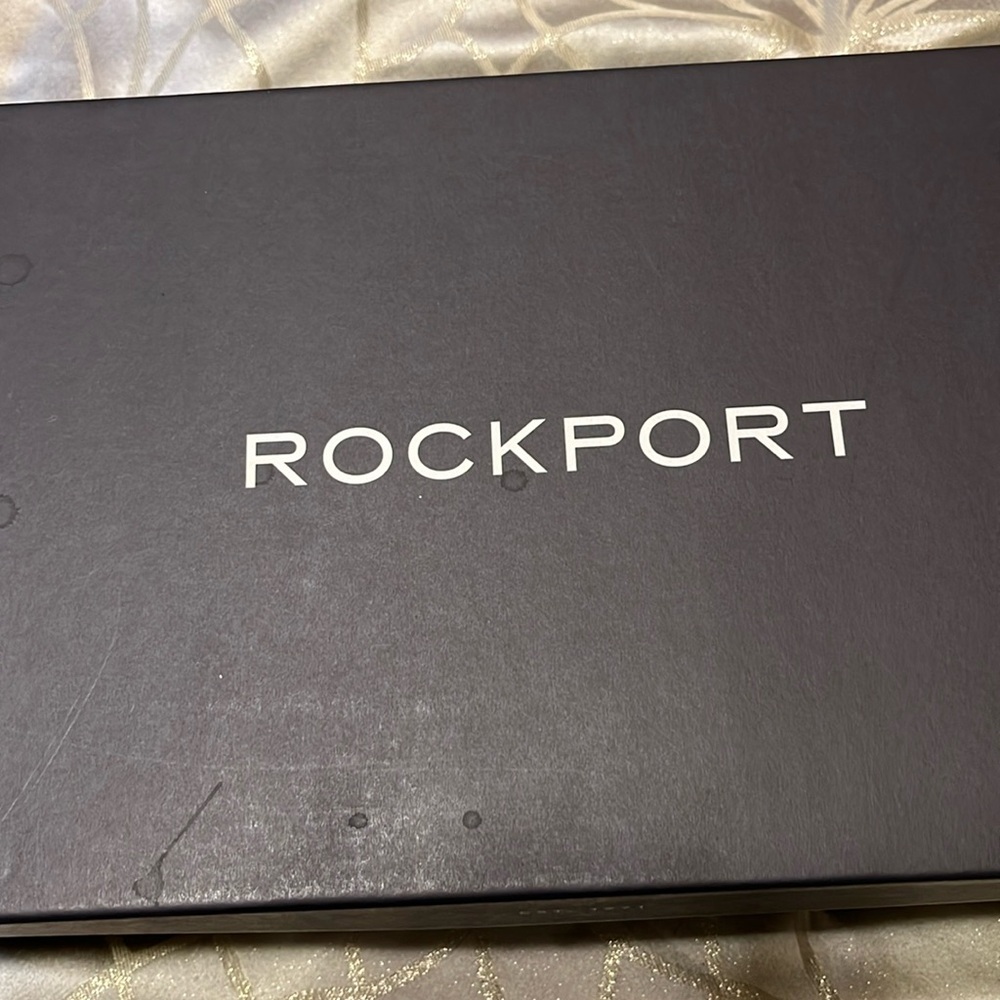 Rockport SP Medallion Slipon sz.11.5 men’s brown leather shoe! Must have!